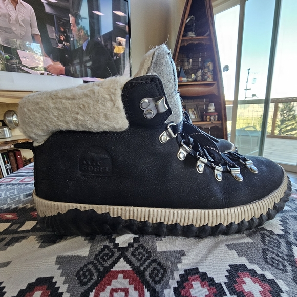 Sorel Fleece Lined Winter Boot Size 9.5 - Picture 2 of 8